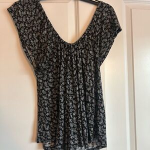 Women's Black Floral Top